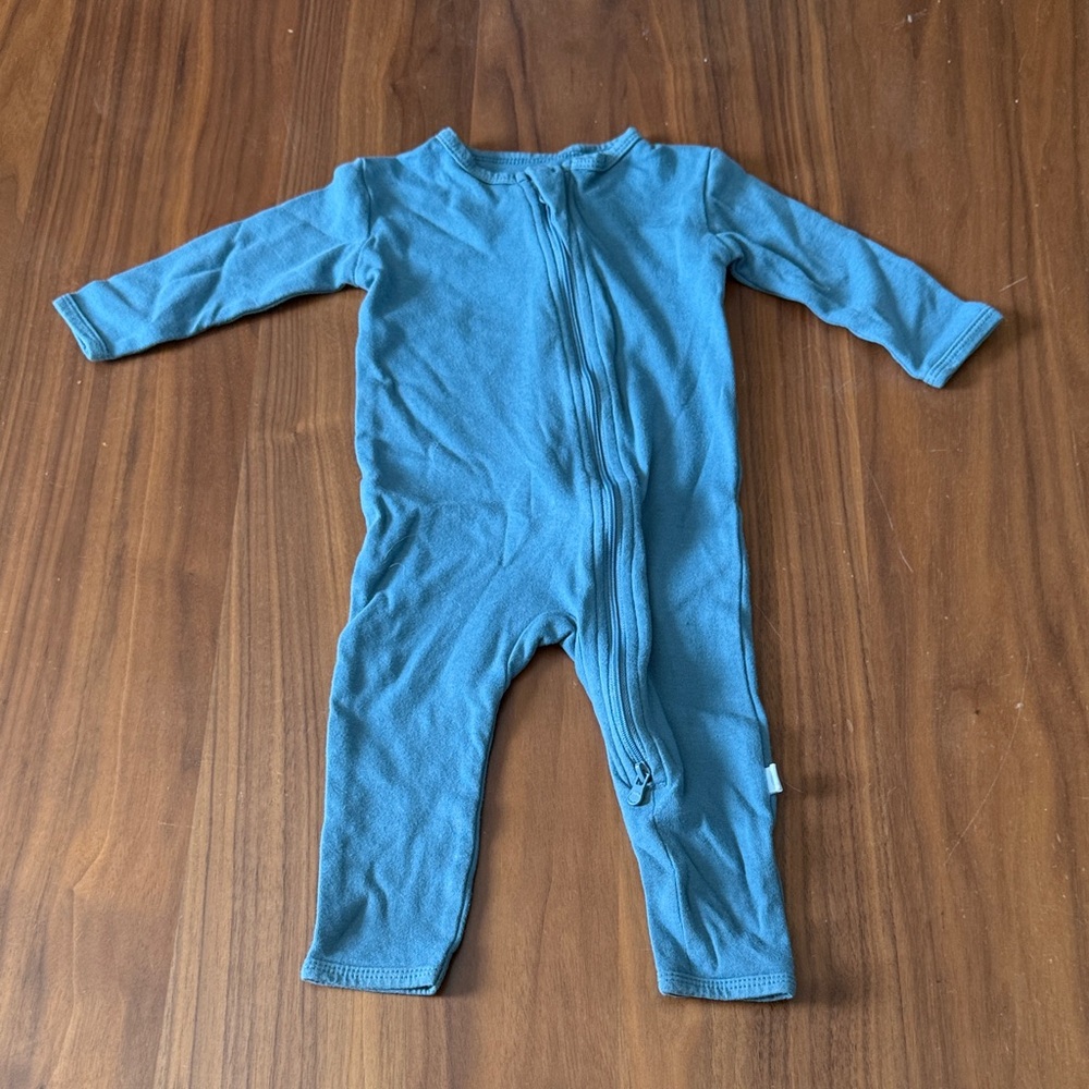 Dreamland Baby One Piece with Zipper Closure